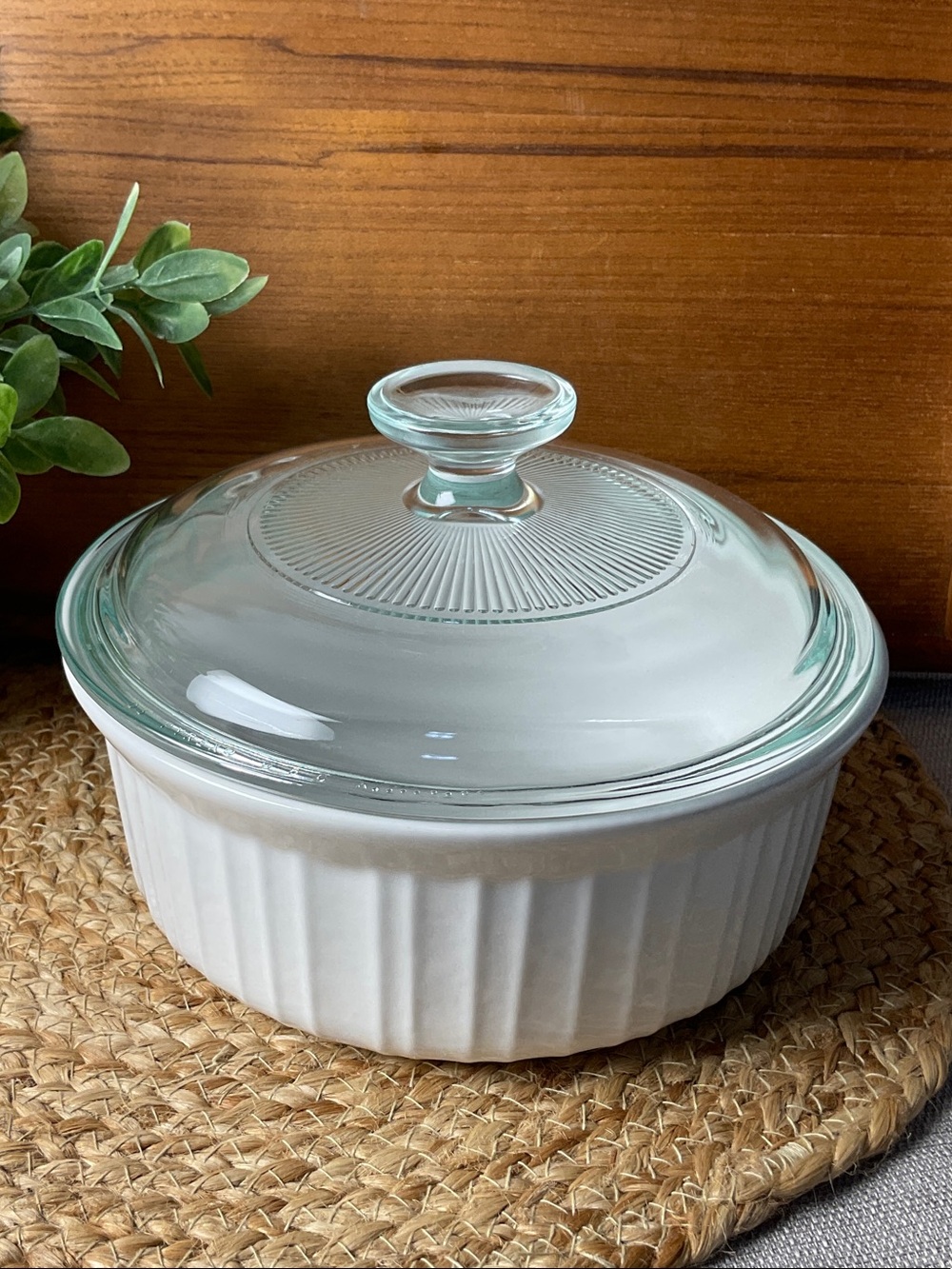 Corningware French White 1.5 Qt Round Casserole Dish Pyrex Lid Stoneware